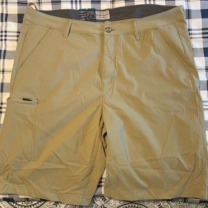 NWT Light Weight Hybrid Trail Short